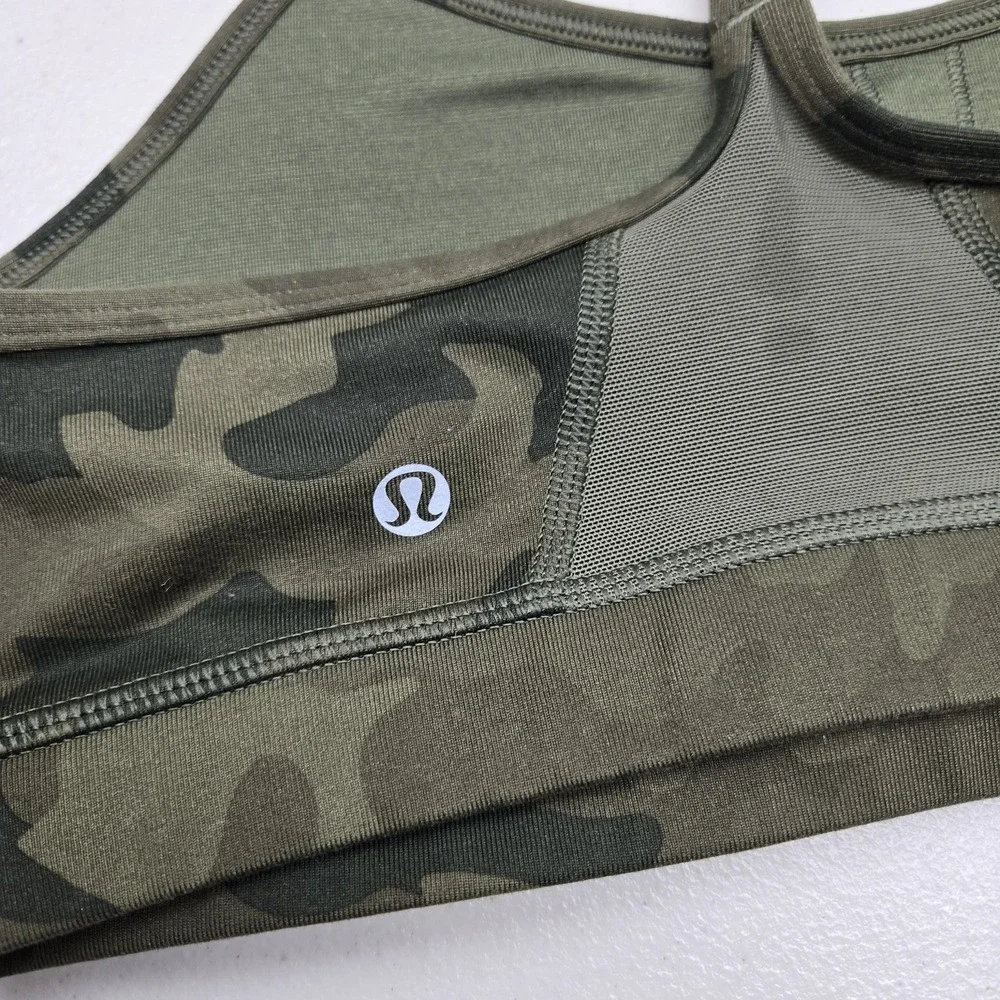 Lululemon Women Sports Bra 8 Green Flow Y Camouflage Wireless Pullover READ